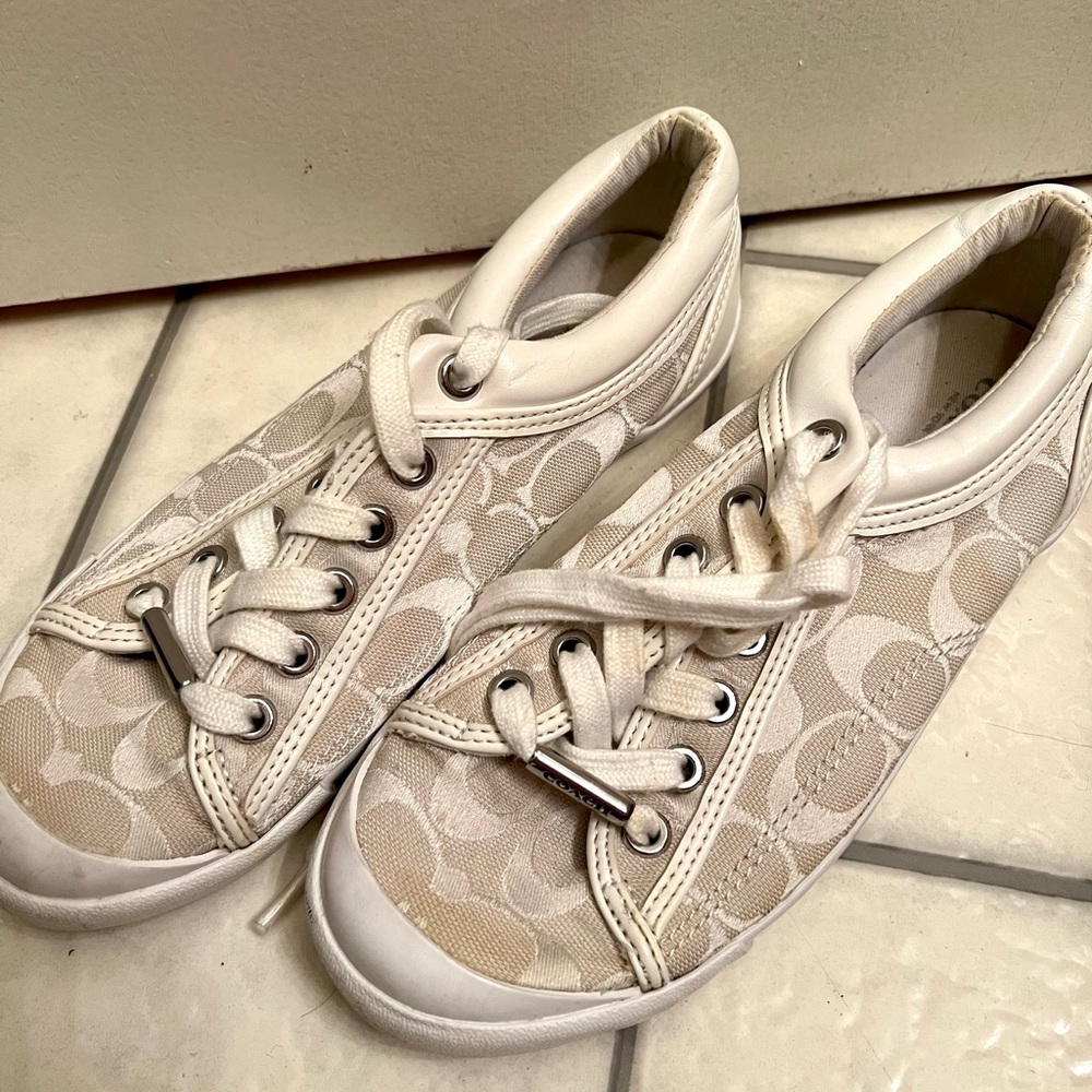 Coach tenners